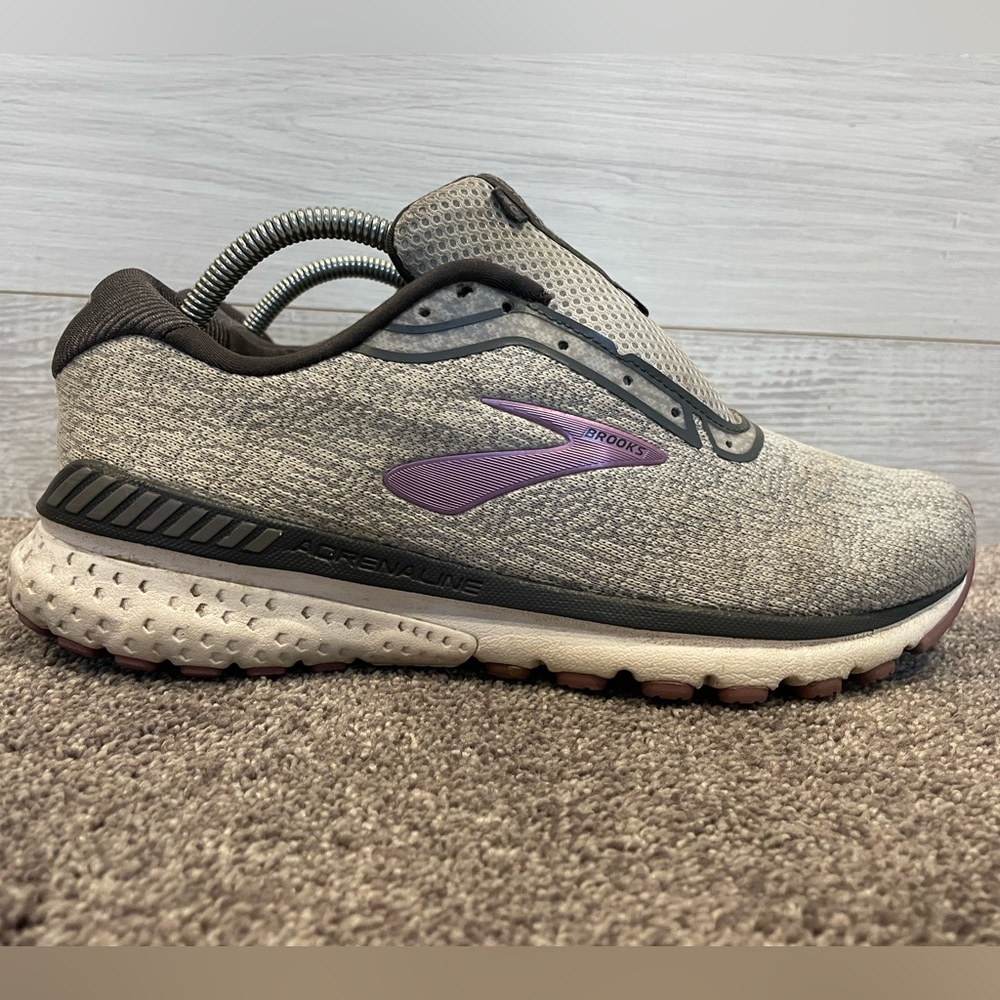 Brooks Adrenaline GTS 20 Women’s Athletic Sneakers